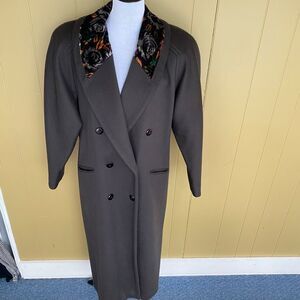 Donnybrook women XL full length wool trench coat w/soft floral collar